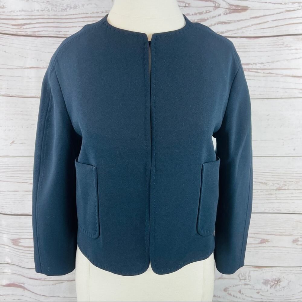 Brooks Brothers navy jacket short deco stitching